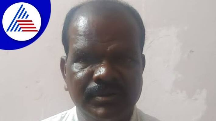 A woman who came to complaint sexually harassed by constable in Vijayanagara gow A woman who came to complaint sexually harassed by constable in Vijayanagara gow