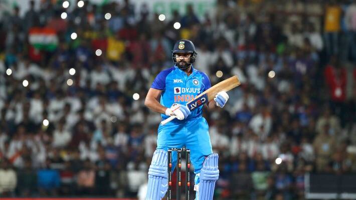 India beat Australia in 2nd T20I by 6 wickets to level the series India beat Australia in 2nd T20I by 6 wickets to level the series