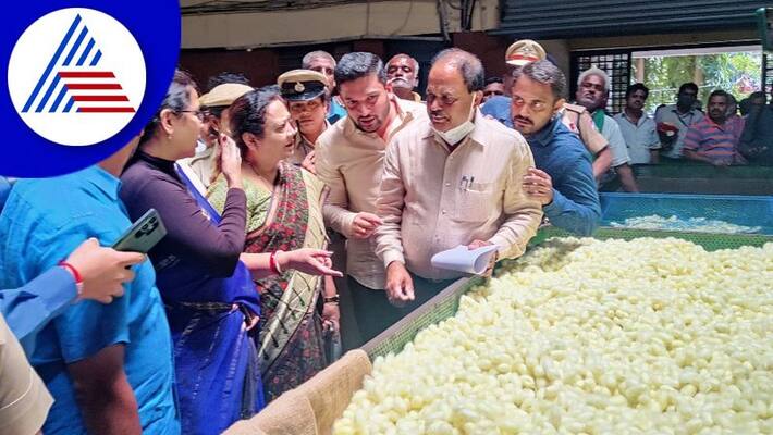 An attempt to create a global market for silk says union minister darshana zardosh at ramanagara gvd An attempt to create a global market for silk says union minister darshana zardosh at ramanagara gvd