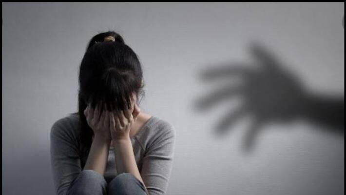 Police arrest Hyderabad University professor for molesting foreign student; protest breaks out in campus AJR Police arrest Hyderabad University professor for molesting foreign student; protest breaks out in campus AJR