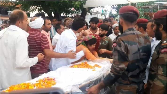 Jhunjhunu news martyr body came home minor child did funeral asc Jhunjhunu news martyr body came home minor child did funeral asc