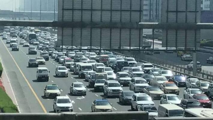 Driver to pay compensation for deliberately reversing into another car on the road in UAE Driver to pay compensation for deliberately reversing into another car on the road in UAE