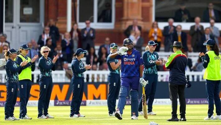 Harmanpreet Kaur Led Team India Beat England by 16 Runs, Clinch Series By 3-0 Harmanpreet Kaur Led Team India Beat England by 16 Runs, Clinch Series By 3-0