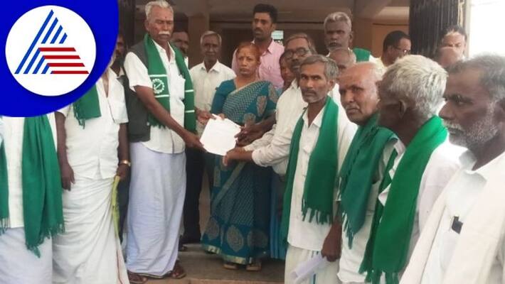 Golmaal in Flower Market farmers Demand for separate market tumakuru rav Golmaal in Flower Market farmers Demand for separate market tumakuru rav