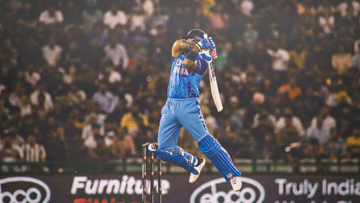 Fans hails Suryakumar Yadav for 69 runs fire of 36 balls against Australia in Ind vs Aus 3rd T20I Fans hails Suryakumar Yadav for 69 runs fire of 36 balls against Australia in Ind vs Aus 3rd T20I