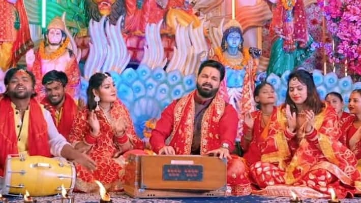 navratri 2022 bhojpuir actor pawan singh devi song goes viral KPJ navratri 2022 bhojpuir actor pawan singh devi song goes viral KPJ