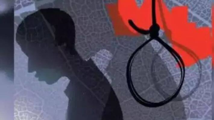 the incident of the death of a boy who pretended to be hanged has caused a shock the incident of the death of a boy who pretended to be hanged has caused a shock