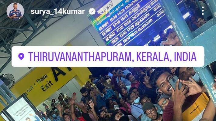 Indian Team reached in Trivandrum ahead of first T20 against South Africa Indian Team reached in Trivandrum ahead of first T20 against South Africa
