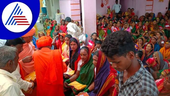 Vijayapura navratri special Durga Devi priest who paid respect to transgender gow Vijayapura navratri special Durga Devi priest who paid respect to transgender gow