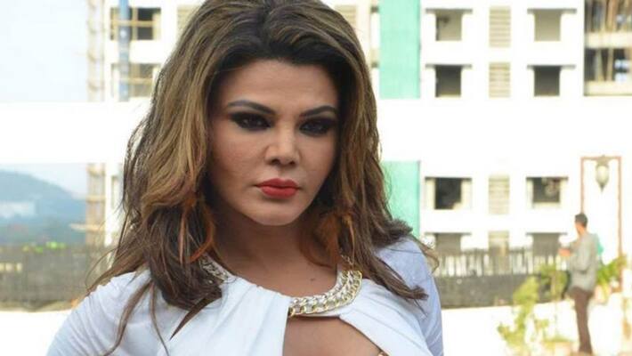 Actor Rakhi Sawant files anticipatory bail petition in Bombay HC to avoid arrest Actor Rakhi Sawant files anticipatory bail petition in Bombay HC to avoid arrest