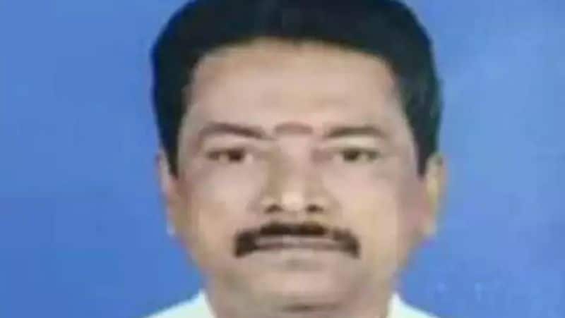 minister Sekarbabu brother devaraj hanged suicide in Chennai