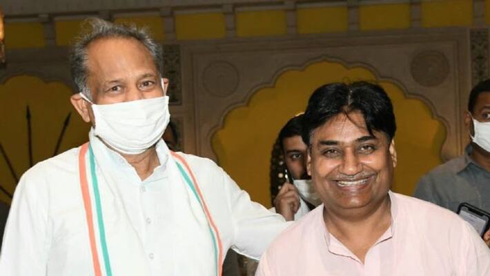 jaipur news congress party national president election update cm ashok gehlot promoting his close MLA Govind Singh Dotasra for chief minister asc jaipur news congress party national president election update cm ashok gehlot promoting his close MLA Govind Singh Dotasra for chief minister asc