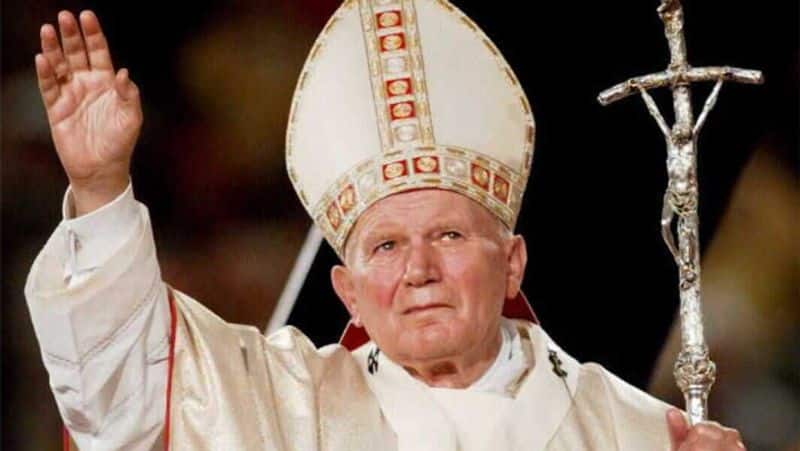 pope john paul ii વિશ્વના 8 સૌથી મોંઘા અંતિમ સંસ્કાર, તાનાશાહના પિતાથી લઈને માઇકલ જેક્સન સુધી