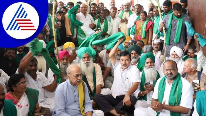 Huge show of strength by farmers in the Bengaluru rav Huge show of strength by farmers in the Bengaluru rav
