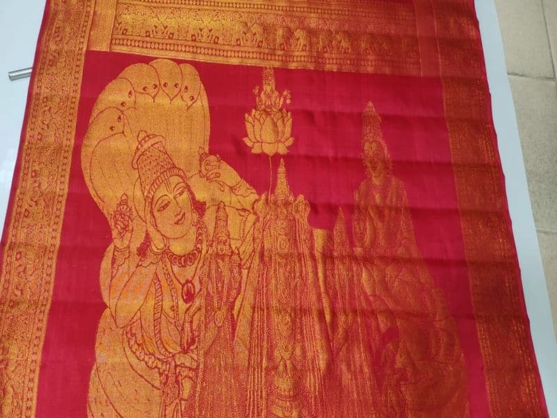 silk saree with 427 lord perumal face given to during tirupati brahmotsavam from kanjipuram