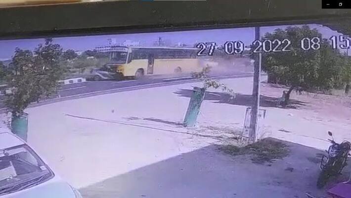car driver killed in road accident near tirumangalam car driver killed in road accident near tirumangalam