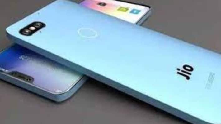 JioPhone 5G Price Between Rs 8,000 and Rs 12,000 in India JioPhone 5G Price Between Rs 8,000 and Rs 12,000 in India