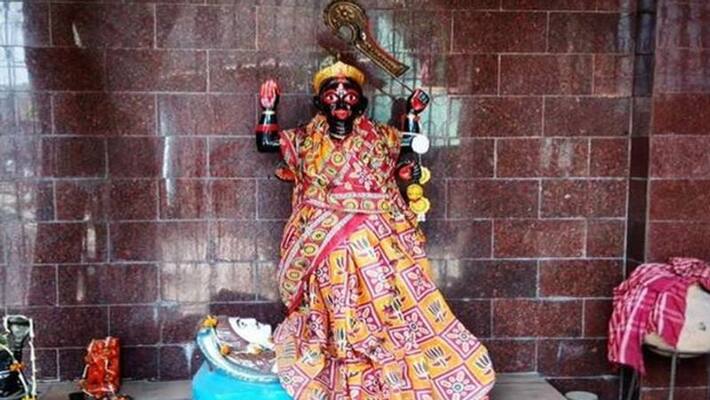 Know about Chinese Kali Temple in Kolkata, where Noodles, Chop Suey And Sticky Rice Serves As Prasad to godess dva Know about Chinese Kali Temple in Kolkata, where Noodles, Chop Suey And Sticky Rice Serves As Prasad to godess dva