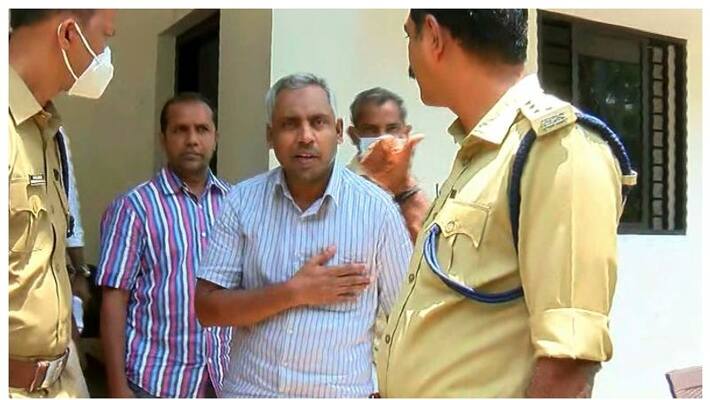 Popular Front state general secretary abdul sattar will be taken into custody by the NIA team Popular Front state general secretary abdul sattar will be taken into custody by the NIA team