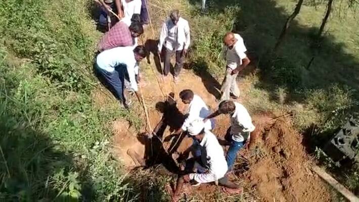 dausa interesting news people save camel trapped in open borewell asc dausa interesting news people save camel trapped in open borewell asc