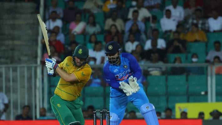 IND vs SA 1st T20 Team India bowlers restrict south Africa by 106 runs at Thiruvananthapuram ckm IND vs SA 1st T20 Team India bowlers restrict south Africa by 106 runs at Thiruvananthapuram ckm