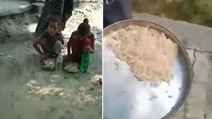 salt and rice giving as mid day meal in government school un uttar pradesh salt and rice giving as mid day meal in government school un uttar pradesh