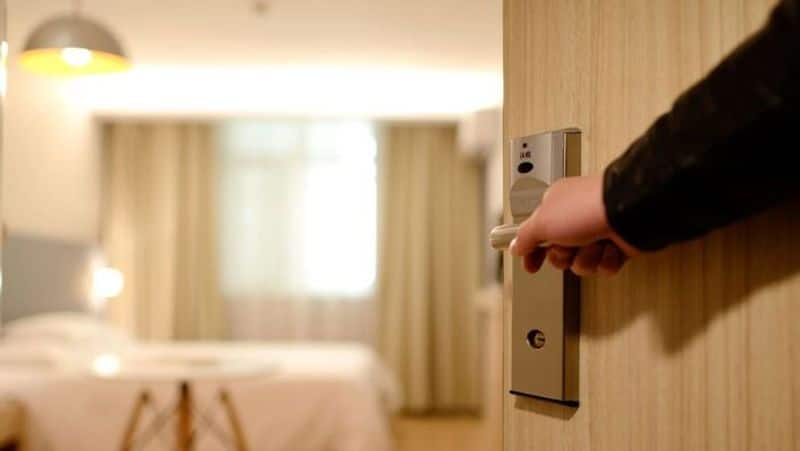 Man arrested for raping two women in hotel room