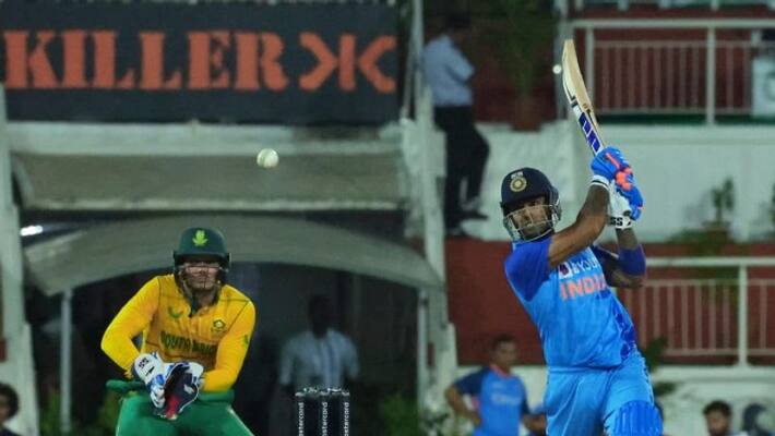 India beat South Africa by 8 wickets to take 1-0 lead in the T20 series India beat South Africa by 8 wickets to take 1-0 lead in the T20 series