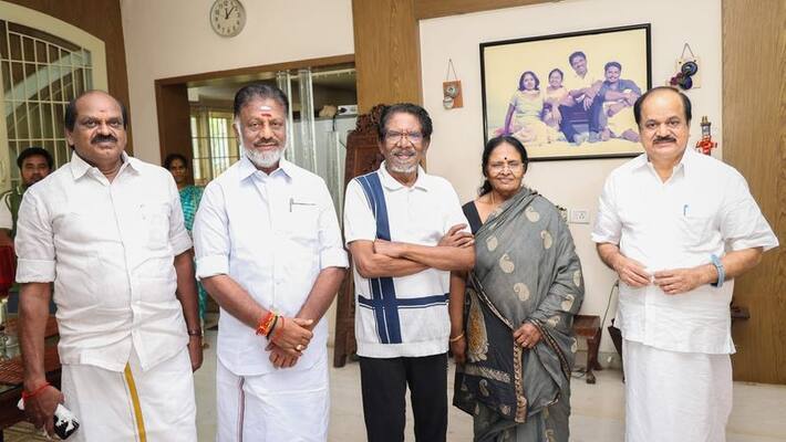 AIADMK coordinator O Panneerselvam went to director Bharathiraja home and inquired health AIADMK coordinator O Panneerselvam went to director Bharathiraja home and inquired health