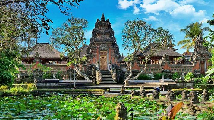 Navratri 2022 Sharadiya Navratri 2022 Indonesia Pura Taman Saraswati Temple MMA Navratri 2022 Sharadiya Navratri 2022 Indonesia Pura Taman Saraswati Temple MMA