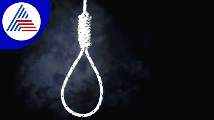Malayali student found hanged in Pollachi Malayali student found hanged in Pollachi