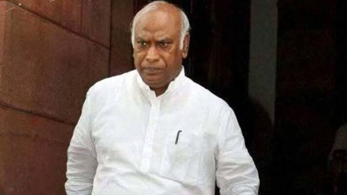 Mallikarjun Kharge Slams BJP In press meet hyderabad Gandhi Bhavan Mallikarjun Kharge Slams BJP In press meet hyderabad Gandhi Bhavan