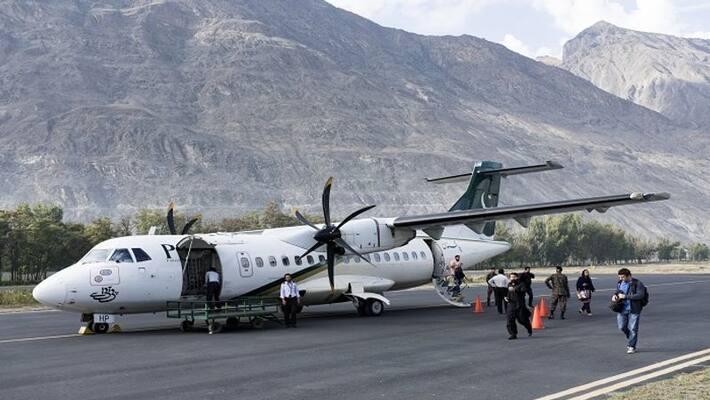 pakistan airline PIA lands in trouble afters giving advisory to crew over wearing innerwears pakistan airline PIA lands in trouble afters giving advisory to crew over wearing innerwears