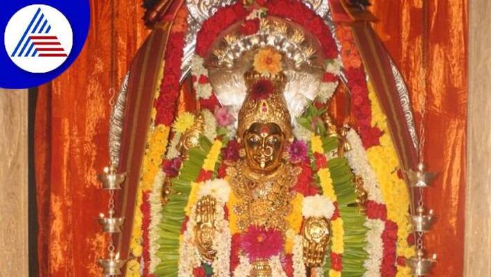 Devotees Rush to Visit Durga Temple Sringeri and Hornadu in Chikkamagaluru grg Devotees Rush to Visit Durga Temple Sringeri and Hornadu in Chikkamagaluru grg