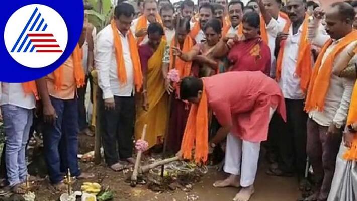 fight between CP Yogeshwar v/s HD Kumaraswamy channaptna fight between CP Yogeshwar v/s HD Kumaraswamy channaptna