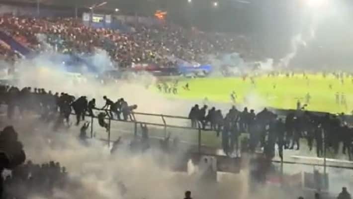 At least 127 killed in mass riots during football match in Indonesia vva At least 127 killed in mass riots during football match in Indonesia vva