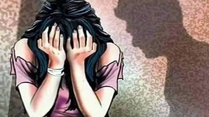 Bareilly used to send dirty messages female teachers after being expelled from school accused did such an act with class 6 student Bareilly used to send dirty messages female teachers after being expelled from school accused did such an act with class 6 student