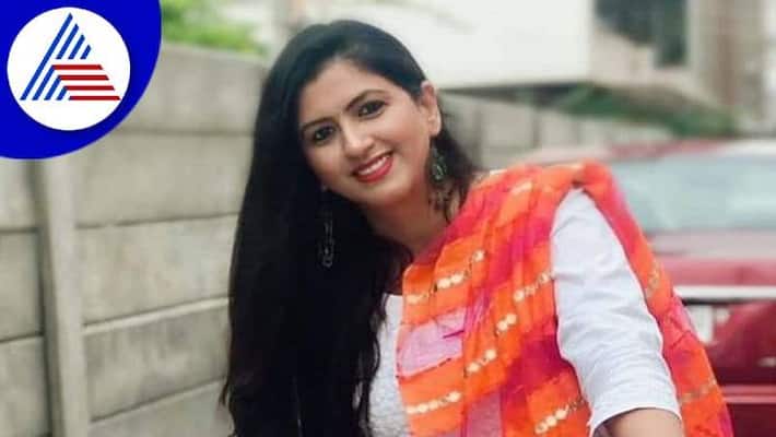 South Indians Boycott Bollywood Movies Says Social Worker Kajal Hindustani grg South Indians Boycott Bollywood Movies Says Social Worker Kajal Hindustani grg