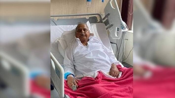 Mulayam Singh Yadav still in ICU, condition critical, says Gurugram hospital AJR Mulayam Singh Yadav still in ICU, condition critical, says Gurugram hospital AJR