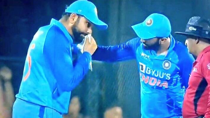 watch video Rohit Sharma denied to leave ground despite his nose bleeding watch video Rohit Sharma denied to leave ground despite his nose bleeding