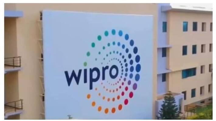 On basis of performance, Wipro dismisses 452 new hires. On basis of performance, Wipro dismisses 452 new hires.
