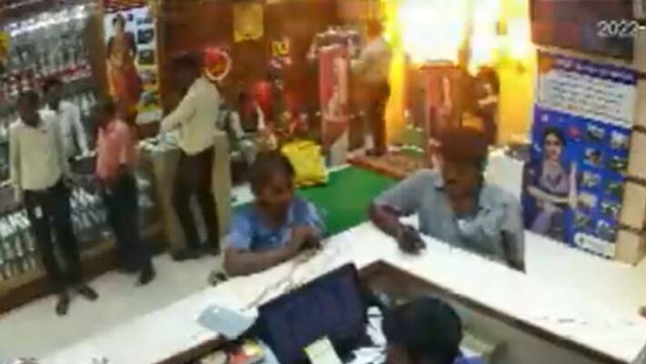 Helium Tank Explodes In Tamil Nadu Market 1 Dead Helium Tank Explodes In Tamil Nadu Market 1 Dead