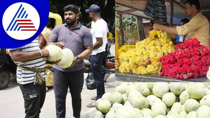 Flowers and fruits are expensive for Vijaya Dashami rav Flowers and fruits are expensive for Vijaya Dashami rav