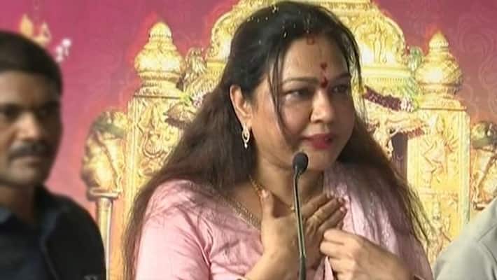 i came for bhakti not for controversy actress hema fire on reporter i came for bhakti not for controversy actress hema fire on reporter