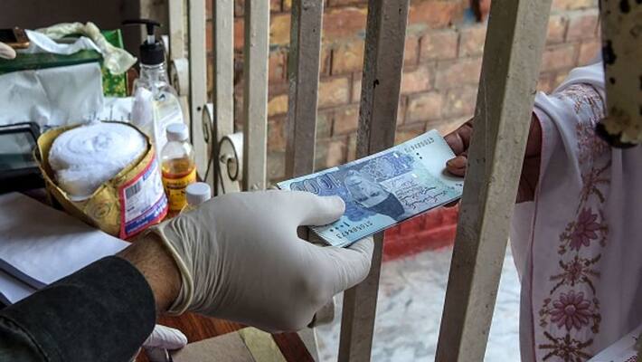 Taliban banned Pakistan rupee in Afghanistan Taliban banned Pakistan rupee in Afghanistan