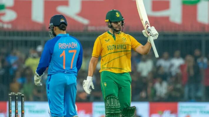 IND vs SA T20I Live: Rilee Rossow Maiden Hundred, South Africa Sets 228 Target Behind India IND vs SA T20I Live: Rilee Rossow Maiden Hundred, South Africa Sets 228 Target Behind India