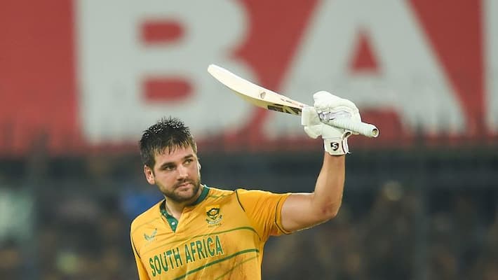 India vs South Africa, IND vs SA 2022-23, Indore/3rd T20I: Rilee Rossouw century enough to hand Proteas 49-run win against Men in Blue; netizens commend-ayh India vs South Africa, IND vs SA 2022-23, Indore/3rd T20I: Rilee Rossouw century enough to hand Proteas 49-run win against Men in Blue; netizens commend-ayh