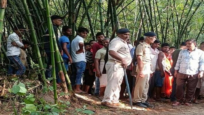 man who went to see the fair of Mahanavami was murdered with a sharp weapon uja man who went to see the fair of Mahanavami was murdered with a sharp weapon uja