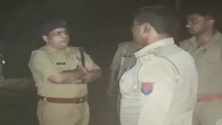 Sitapur Youth killed by severing neck injury marks found on many parts of the body Sitapur Youth killed by severing neck injury marks found on many parts of the body