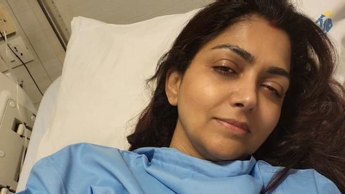 Kushboo Sundar undergoes Coccyx Bone surgery; actress shares picture in a  hospital gown